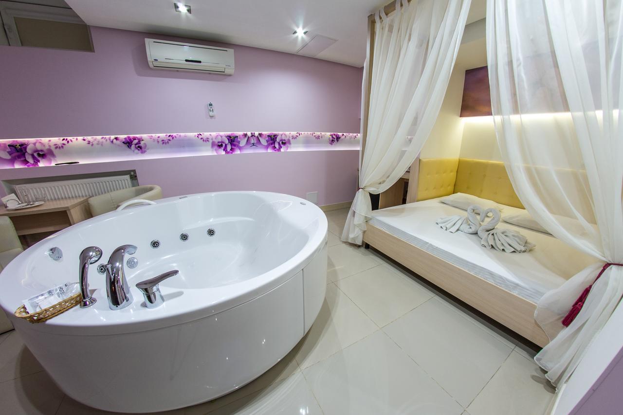 Spa-Отель Релакс Kharkov Ngoại thất bức ảnh